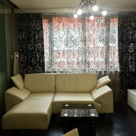 Lovely Sofia Apartment Katerina With Free Parking Luaran gambar