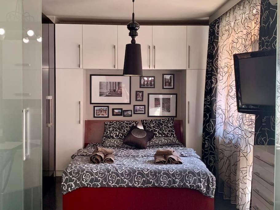 Lovely Sofia Apartment Katerina With Free Parking Luaran gambar