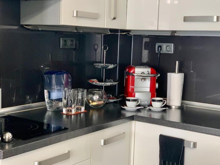 Lovely Sofia Apartment Katerina With Free Parking Luaran gambar