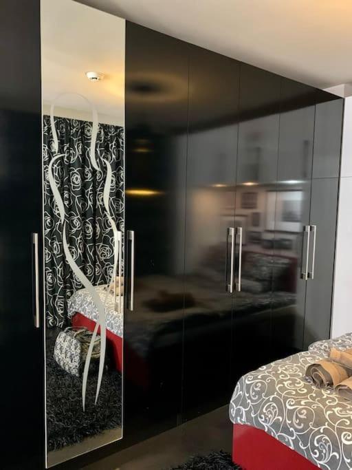 Lovely Sofia Apartment Katerina With Free Parking Luaran gambar